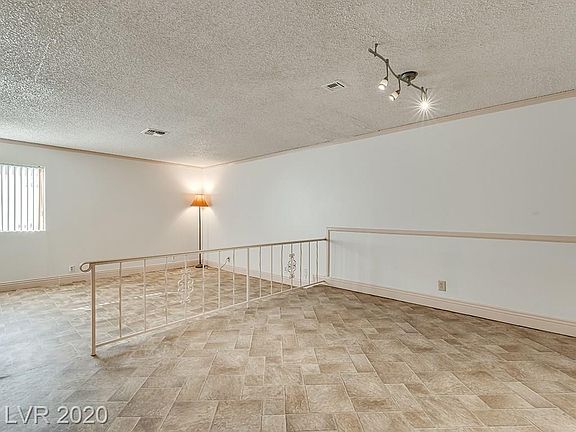 3rd image of 4202 Flamingo Crest Dr Unit 1