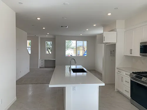 11456 Artesia Blvd Photo 1