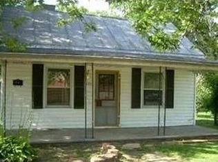 729 E 2nd St, Manchester, OH 45144