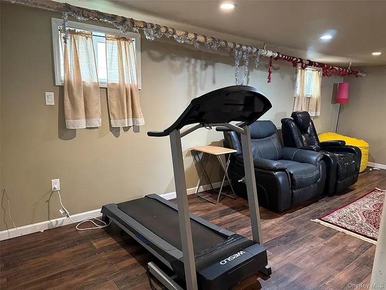 26 Parkside Dr — Photo 23