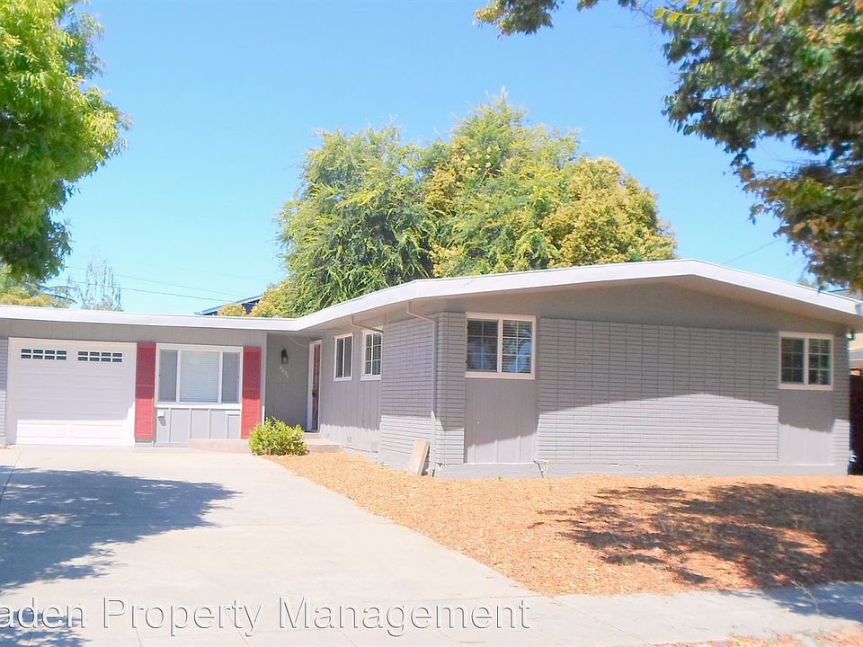 1st image of 5471 Escover Ln