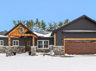 52410 Filbert Rd, Granger, IN 46530