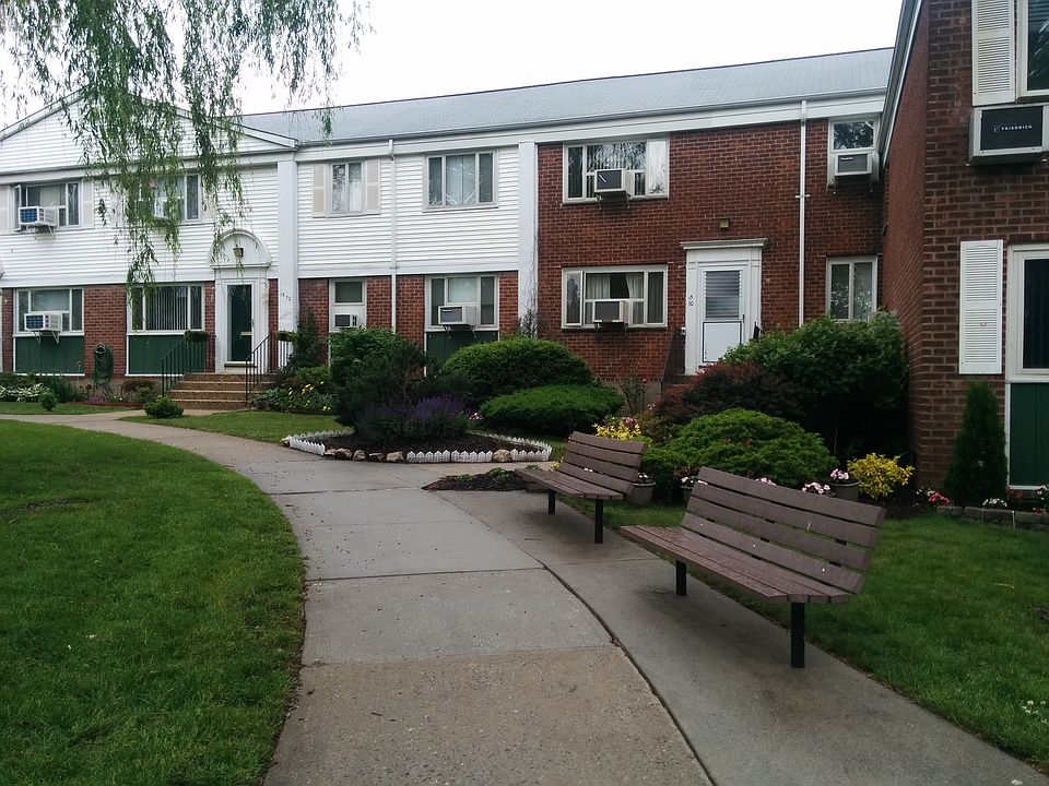 1st image of 1570 Bell Blvd #1