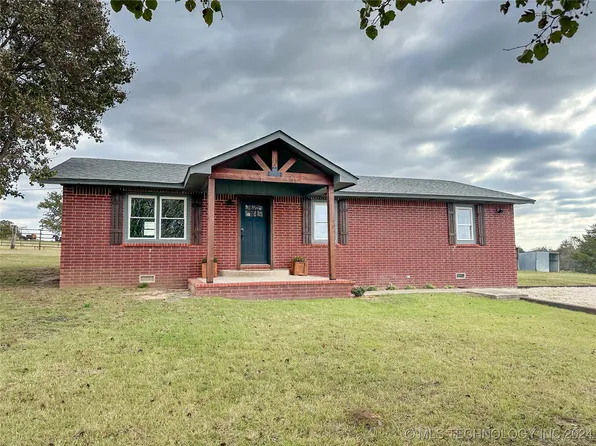 702 Burnside Rd, Sulphur, OK 73086