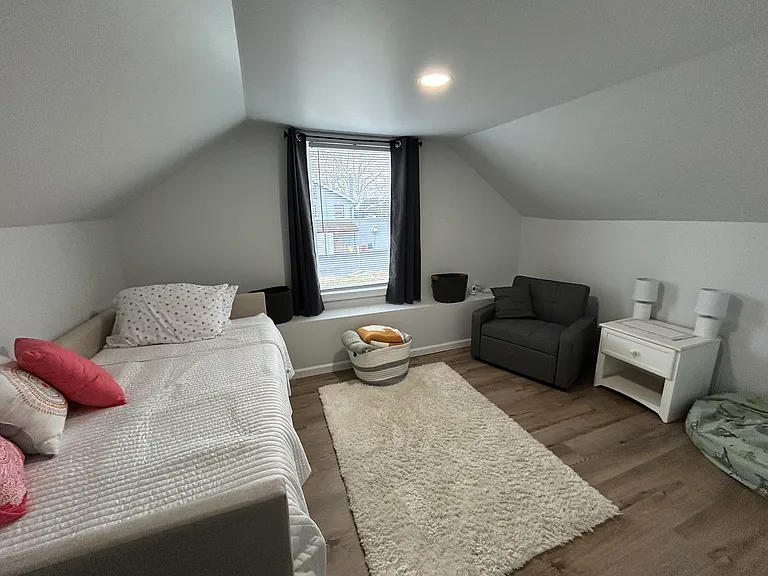 1001 S Greenwood Ave — Photo 15