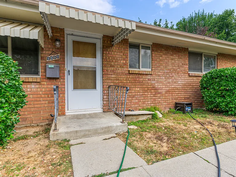 1400 S Gourley St #1400 — Photo 12