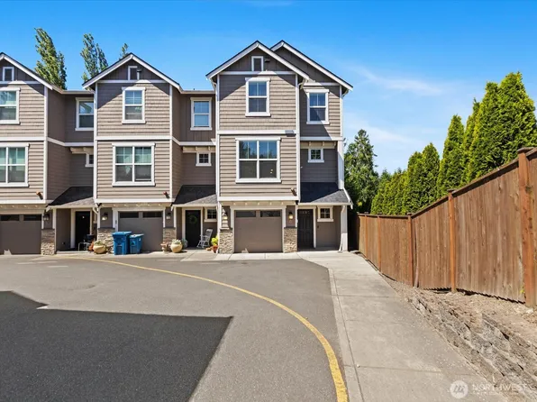 16212 48th Ave W 8, Edmonds, WA 98026