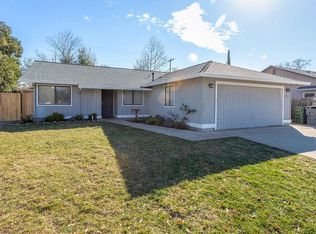 1971 Silverfield Loop, Redding, CA 96002