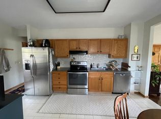 647 Orange Center Rd, Orange, CT 06477