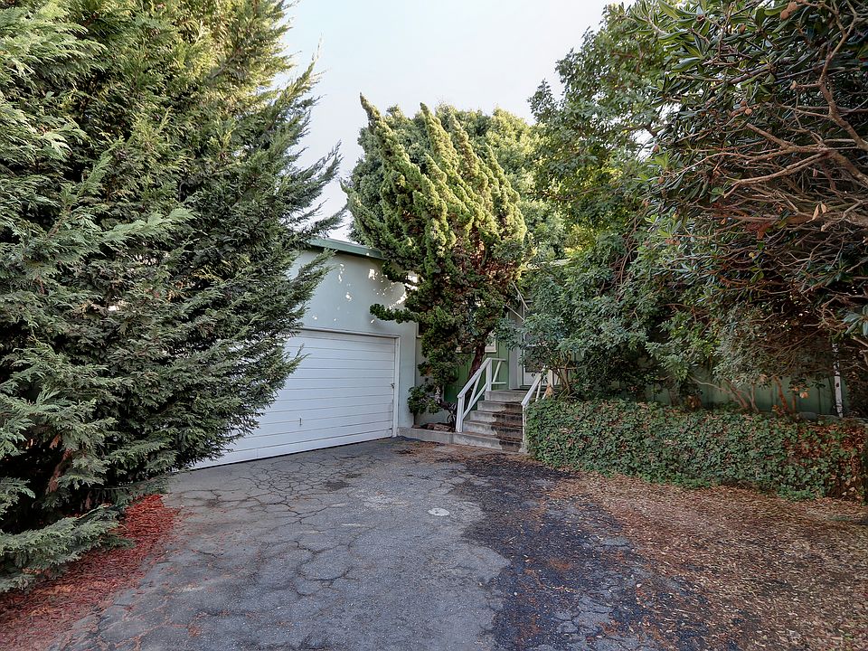 1st image of 1210 Shelley St
