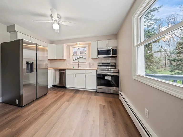 3 Allandale Dr — Photo 2