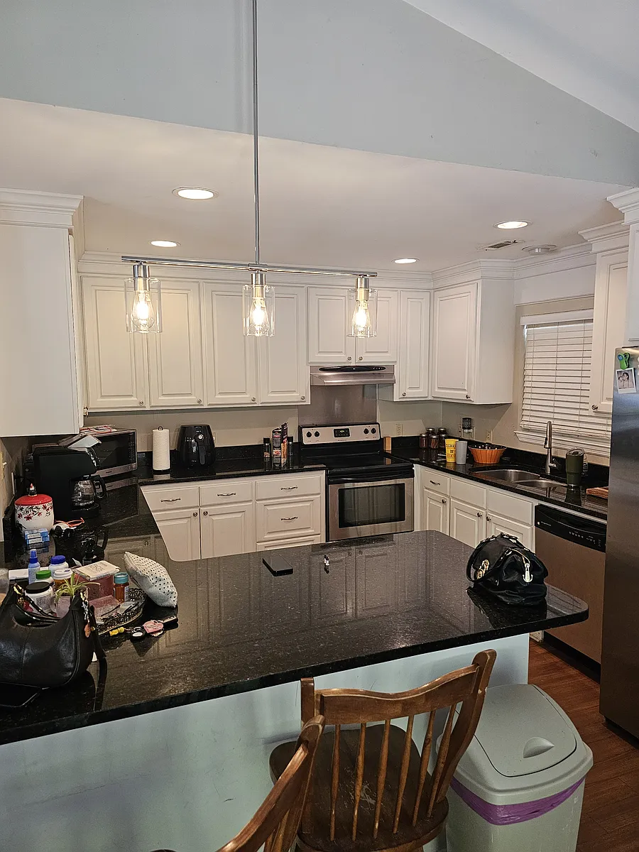 Kitchen in center of house - 1 Meadowlark St