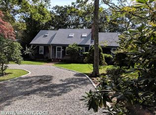 1 Schoolhouse Vlg, Oak Bluffs, MA 02557