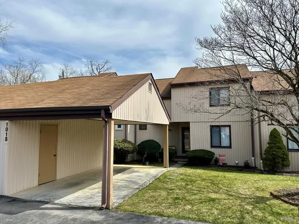 1018 Pebble Dr, Bristol, VA 24201