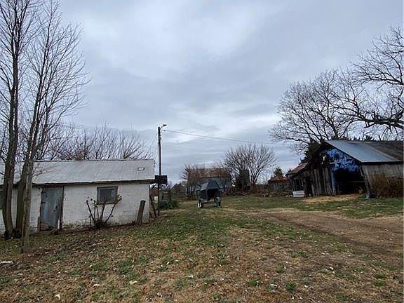 5th image of 22244 NW 1400th Rd