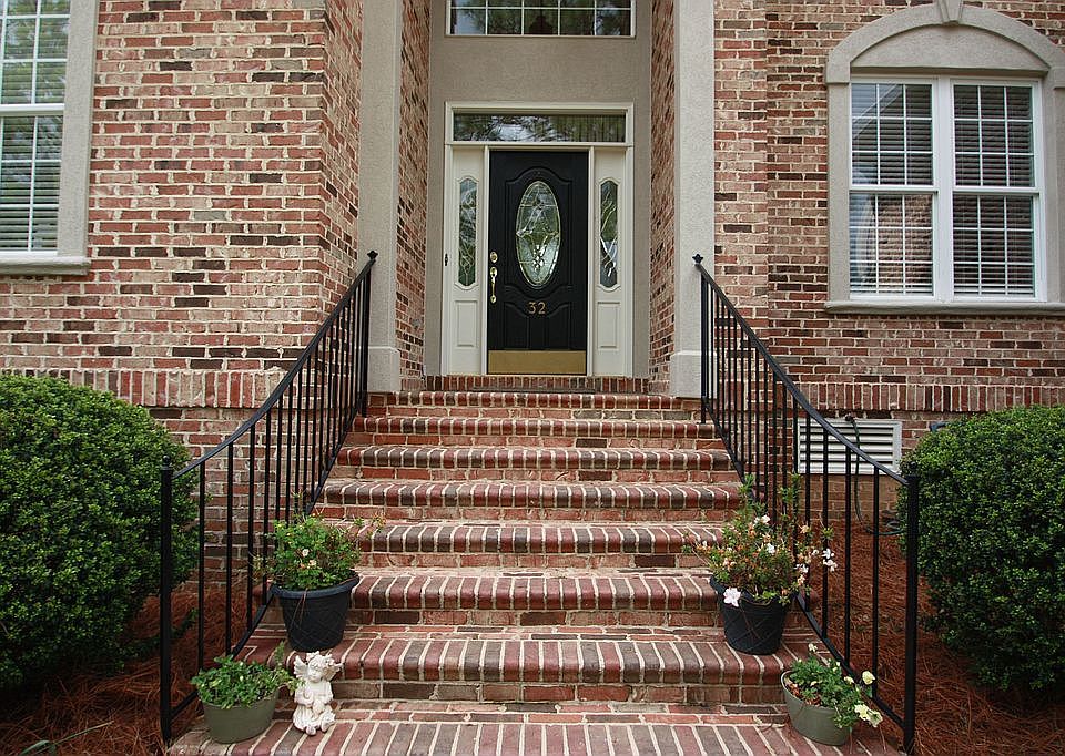 2nd image of 32 Shoreline Dr