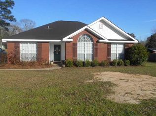 3214 Laurel Oak Dr, Semmes, AL 36575