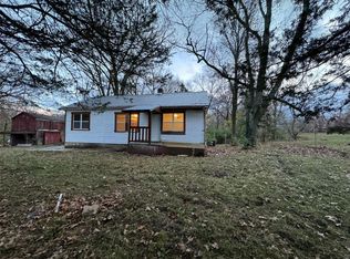 2530 Spring Forest Rd, Imperial, MO 63052