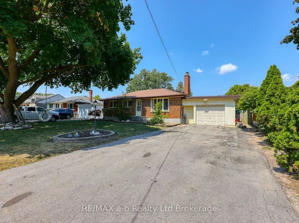 6752 Beattie St, London, ON N6P 1A7
