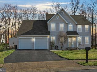 105 Split Rail Ct, Newark, DE 19702