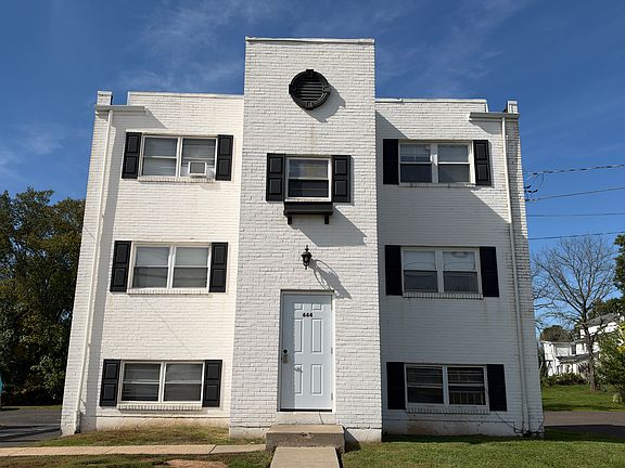 2nd image of 444 Church Rd #B2