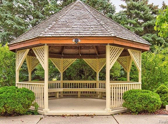 Gazebo close by