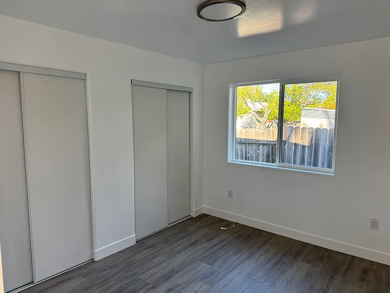 376 Ramona Dr — Photo 5