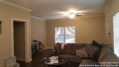 2nd image of 327 Kendalia Ave