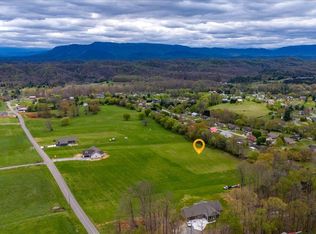 8 Temple Rd, Seymour, TN 37865