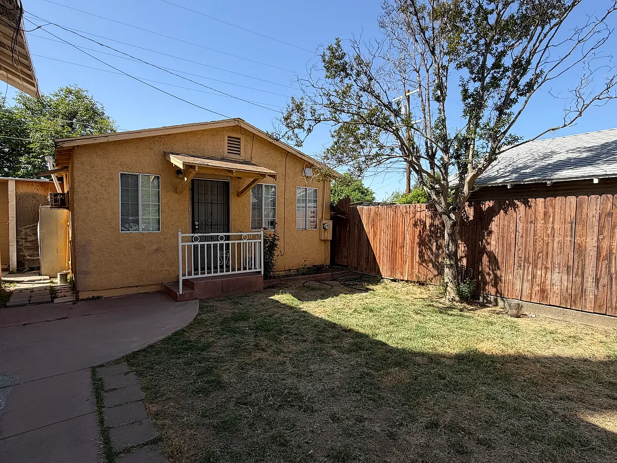 Building Photo - 415 Arvin St #2