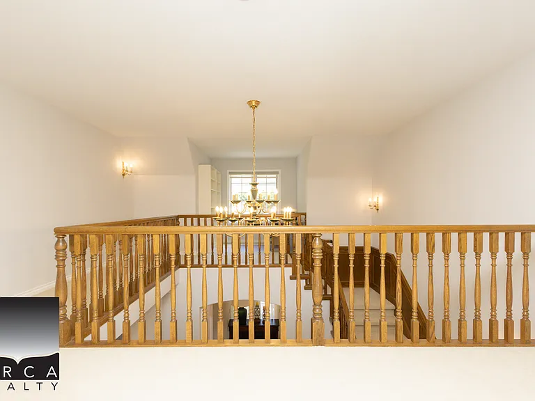 6858 Wiltshire St — Photo 37