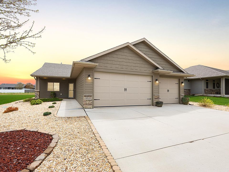 1st image of 3313 E Stoney Brook Trl