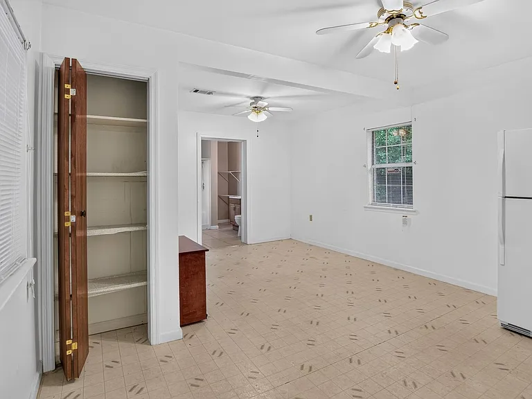 1802 Fitzgerald St — Photo 8