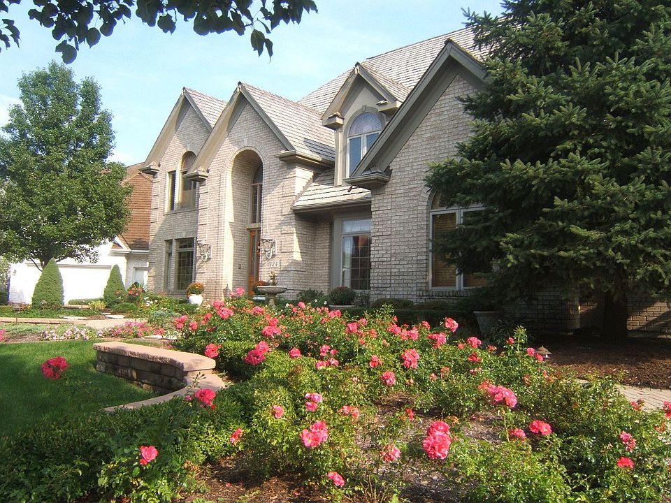 1st image of 124 Settlers Dr