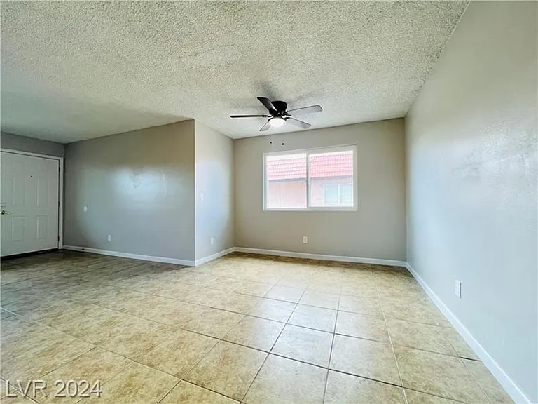 2920 Siki Ct #C — Photo 6