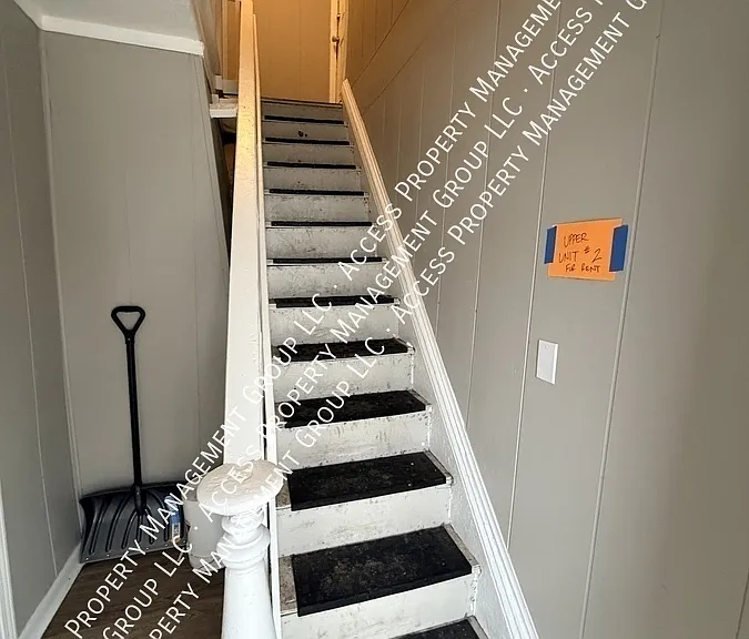 653 Broadway Ave NW #2 — Photo 3