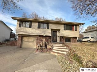 428 Bridger Rd, Lincoln, NE 68521