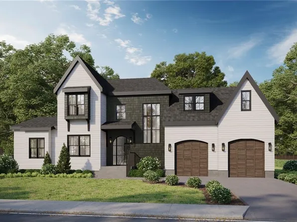 2 Stone Bridge Dr, Middletown, RI 02842