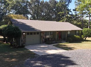 1004 Hastey Ave, Mena, AR 71953