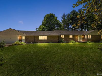6152 Golf Club Rd, Howell, MI, 48843