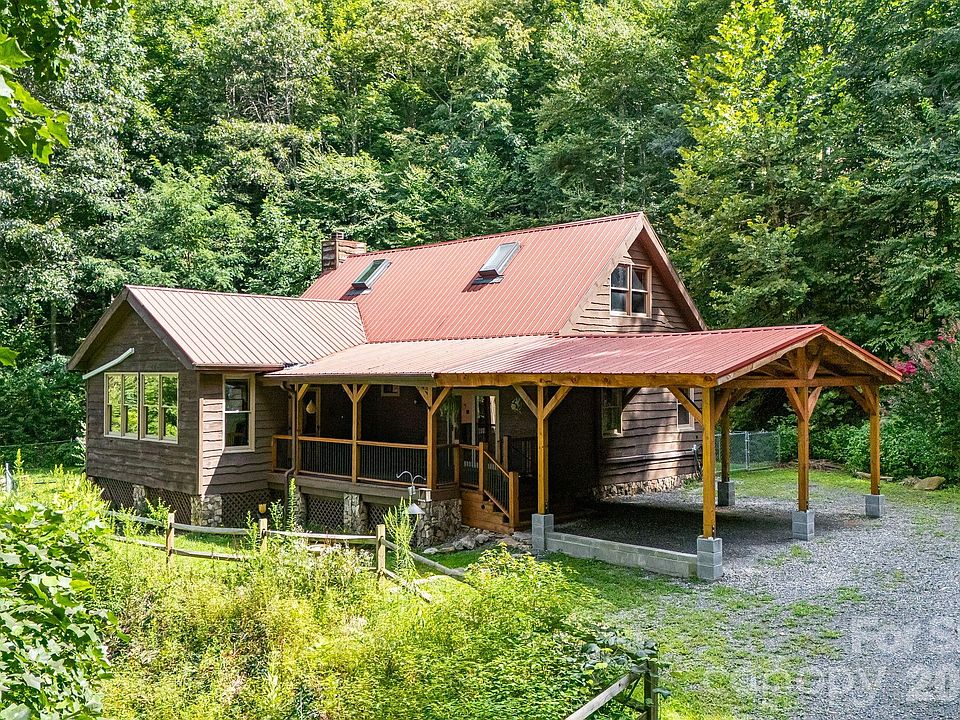 1st image of 125 Hyacinth Dr