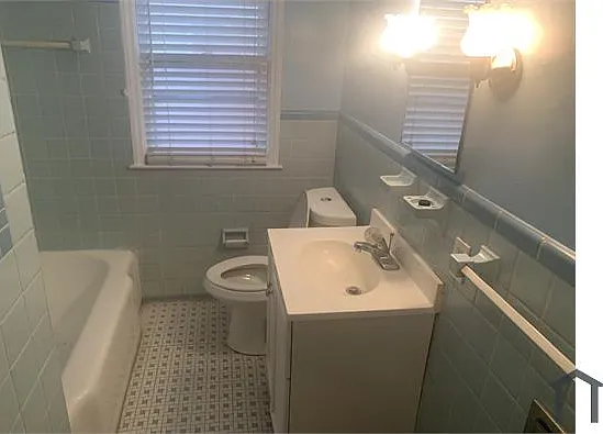 17195 Stoepel St #UPPER — Photo 9