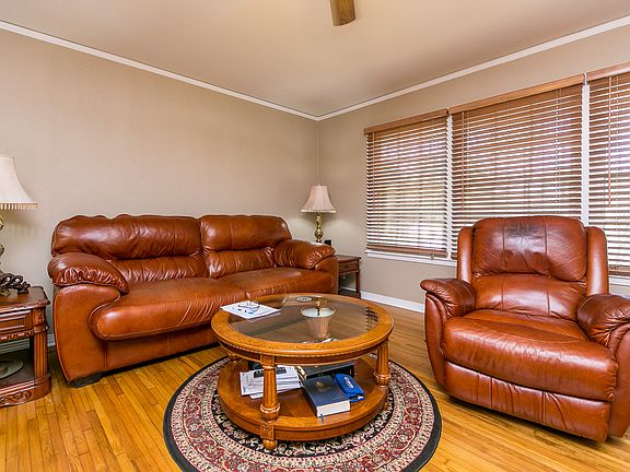 3rd image of 517 Hopper Dr