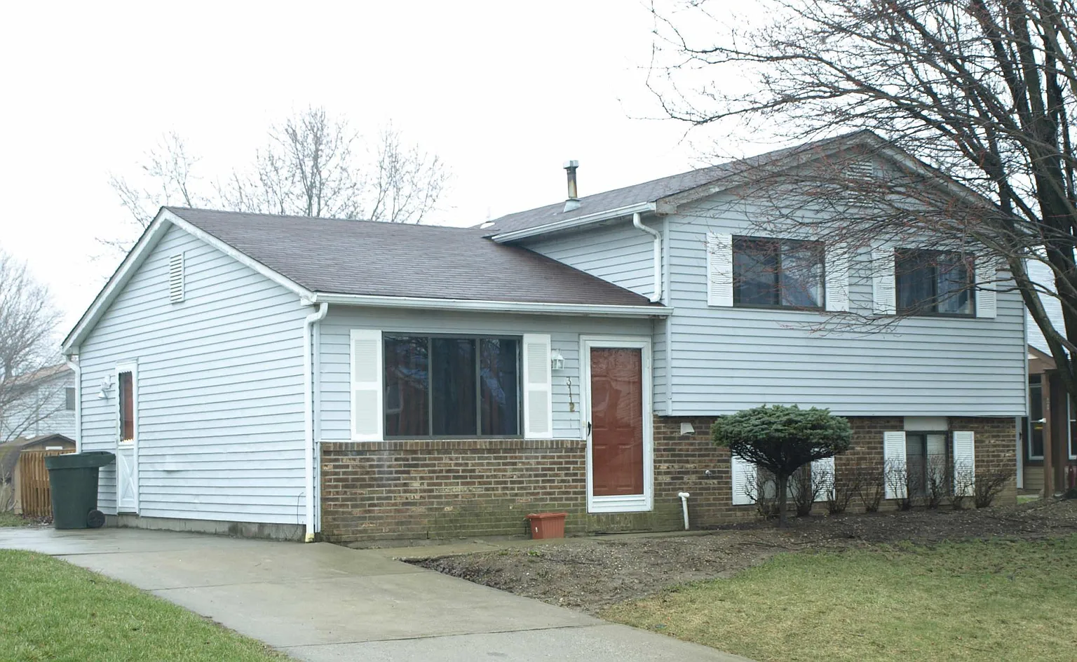 3112 Falcon Bridge Dr photo 1