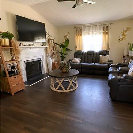 4th image of 6169 Lights Ferry Rd