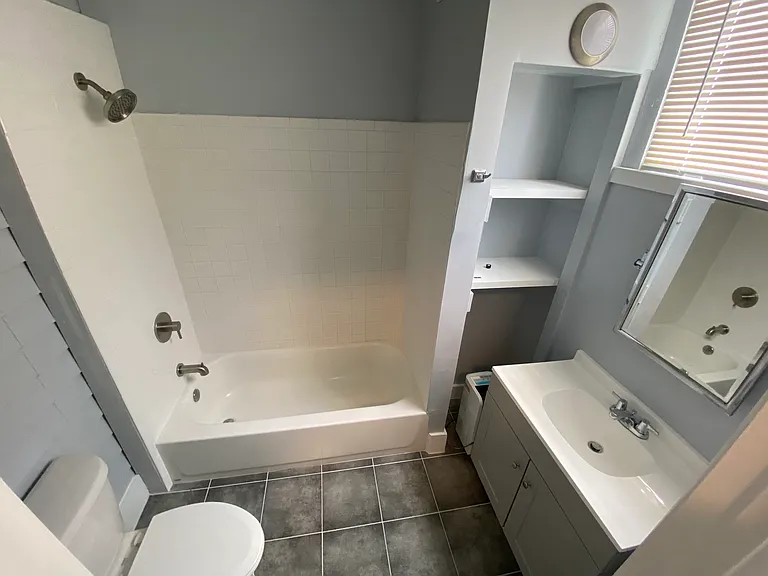 2218 Whitaker St #A — Photo 25