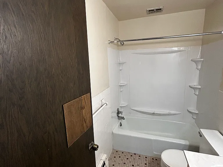 Mechanic Avenue Apartments — Photo 23