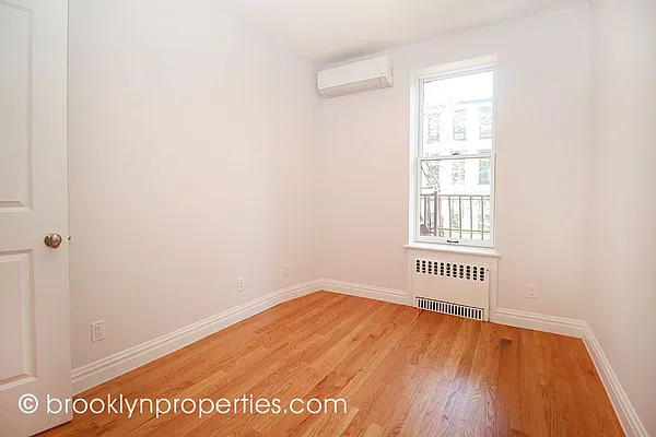 Sold by Brooklyn Properties | media 15