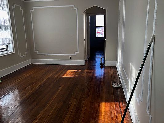 1st image of 3146 45th St APT 3C