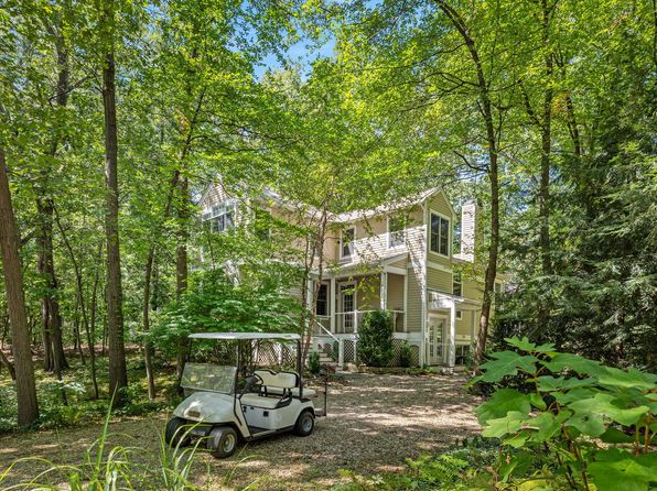 18636 Forest Beach Dr, New Buffalo, MI 49117